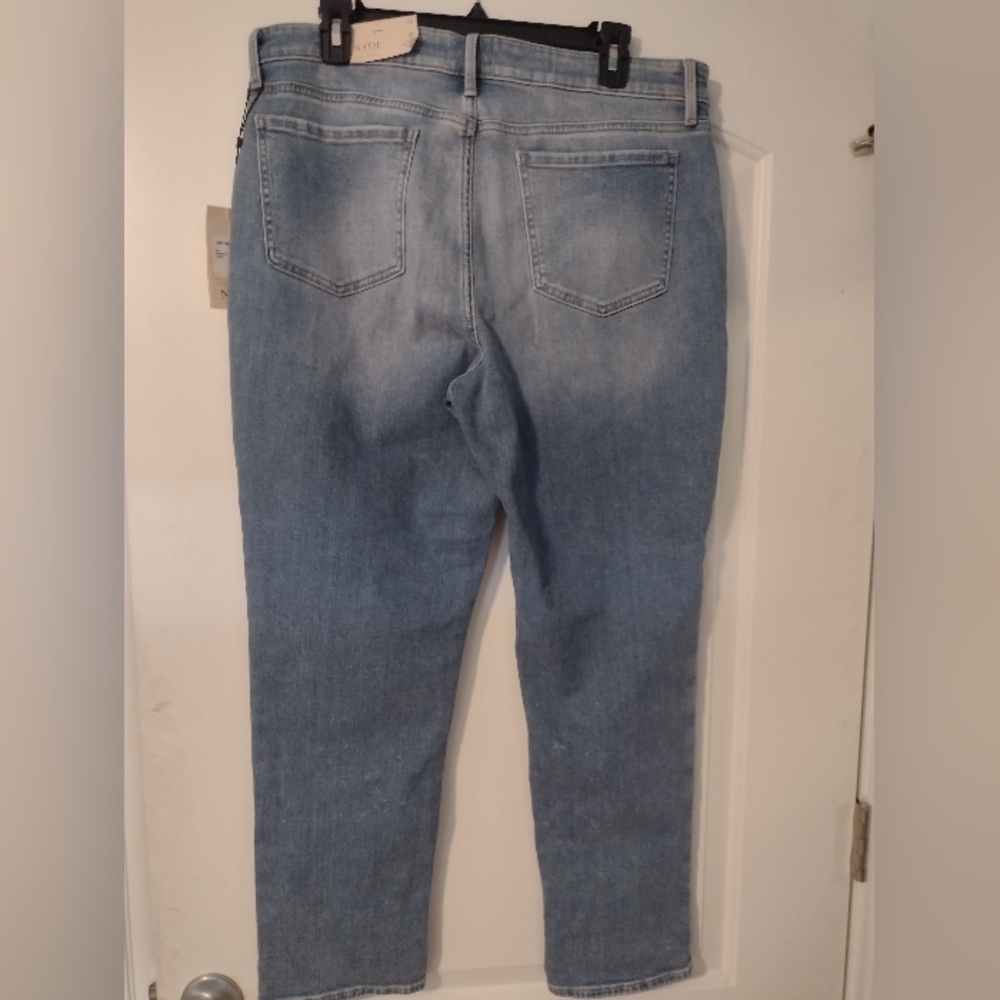NYDJ blue girlfriend jeans semi faded size 12 NWT - Picture 2 of 4